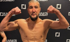 Известный казахский боец прошел взвешивание перед титульным боем в США