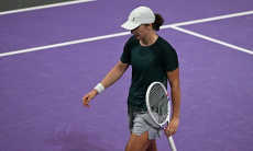 Диким разгромом закончился матч Иги Швентек на Итоговом турнире WTA