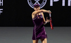 Мощную победу Елены Рыбакиной над Игой Швентек разобрали за рубежом