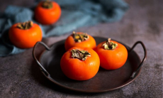 Кому нужно ограничить употребление хурмы