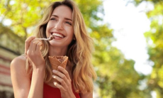 Какие неприятные последствия несет любовь к мороженому и холодным напиткам