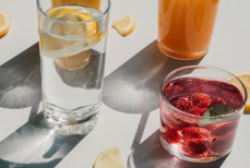 Терапевт назвал единственный полезный для всех напиток