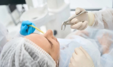 Врач назвал риски удаленного зуба