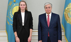 Касым-Жомарт Токаев наградил Елену Рыбакину 