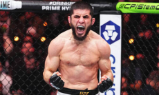 Исламу Махачеву «отдали» победу над Джеком Маддаленой в UFC