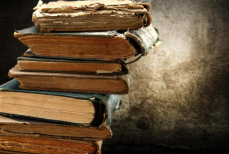 Почему стоит сохранить старые книги и фотоальбомы? Дело не только в памяти