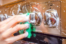 Как отмыть грязные ручки на плите