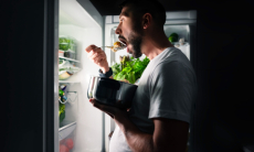 Чем опасны ночные перекусы