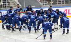 Сборная Казахстана по хоккею начала подготовку к чемпионату Азии
