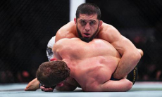 Тренер Шавката Рахмонова оценил победу Махачева над Маддаленой 