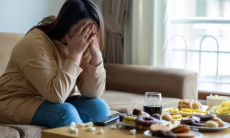 Врач рассказал, как перестать переедать