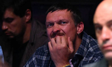 Нокаутер с рекордом 20-0 забрал титул Александра Усика