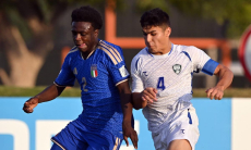 Пятью голами обернулся матч Италия — Узбекистан в 1/8 финала ЧМ-2025 по футболу