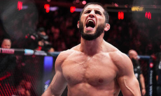 Махачеву «отдали» победу над опасным нокаутером в UFC