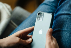 Жителям Казахстана сообщили, почему они могут остаться без iPhone