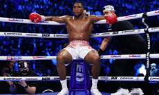 Джошуа нанял тренера Усика перед боем с Полом