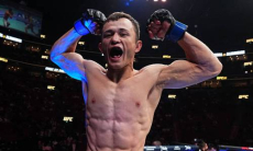 Казахстанскому бойцу озвучили важность победы над Топурией в UFC