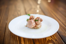 Диетолог рассказала о скрытых рисках употребления печени трески