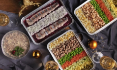 Сколько можно съесть салата на Новый год