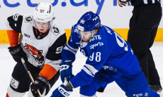 Со счётом 4:2 закончился матч конкурента «Барыса» в КХЛ