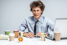 Эндокринолог назвала симптомы «кофеиновой ломки»