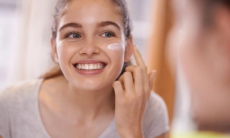 Какие заболевания кожи обостряются в осенне-зимний период