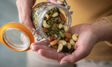 Почему нельзя есть много орехов