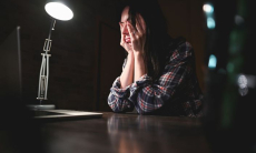 Сомнологи назвали правила борьбы с внезапными пробуждениями посреди ночи