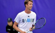 Казахстанский теннисист вышел в четвертьфинал турнира в Индии