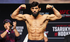 В России выступили против UFC из-за решения по Арману Царукяну 