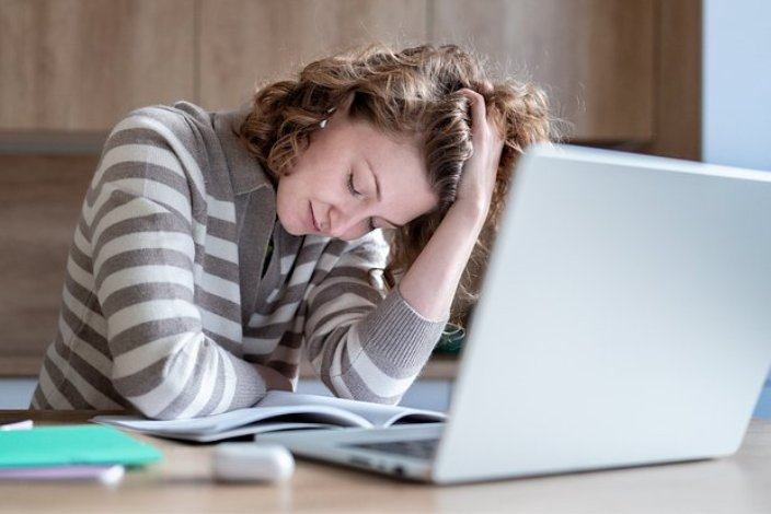 Врач предупредила о последствиях сна менее шести часов в сутки