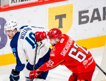 Фоторепортаж с матча КХЛ «Автомобилист» — «Барыс» 1:4