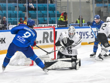 Фоторепортаж с матча КХЛ «Барыс» — «Трактор» 0:2