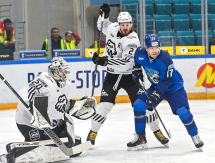 Фоторепортаж с матча КХЛ «Барыс» — «Трактор» 0:2