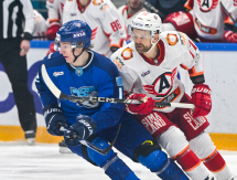 Фоторепортаж с матча КХЛ «Барыс» — «Автомобилист» 1:4