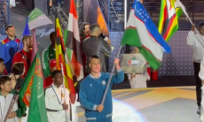 Казах пронёс флаг Узбекистана на церемонии открытия ЧМ-2025 по боксу. Видео