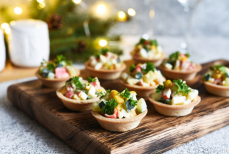 Врач раскрыла, с каких блюд полезнее всего начинать застолье