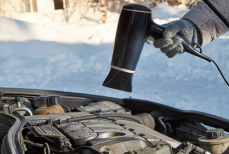 Эксперт рассказал, как правильно заводить машину в мороз