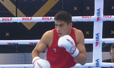 Раздельным решением закончился бой олимпийского чемпиона из Узбекистана на ЧМ-2025 по боксу