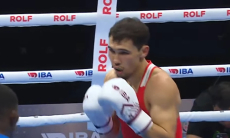 Нокаутом завершился бой Казахстана на ЧМ-2025 по боксу от IBA