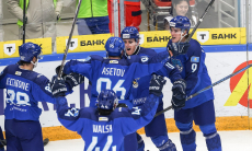 Игроки «Барыса» прилетели на отдых в Алматы