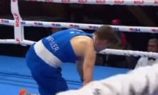 Видео брутального нокаута, или Как казахстанец выиграл медаль ЧМ-2025 по боксу