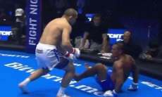 Видео стремительного нокдауна Фаниля Рафикова в бою с американцем