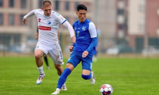 Японский футболист продолжит карьеру в КПЛ