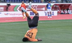 Гол сборной по футболу на последних минутах едва не стал трагедией. Видео