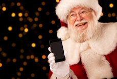 iPhone под ёлкой — как изменились детские мечты