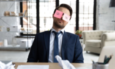 Кому полезно спать в обеденный перерыв