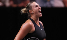 Разгромом закончился матч Соболенко — Кирьос в «Битве полов»