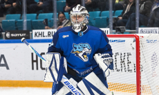 Сейв голкипера «Барыса» получил признание от КХЛ 