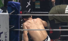 Видео решающего эпизода в скандальном бою звезды казахстанского ММА